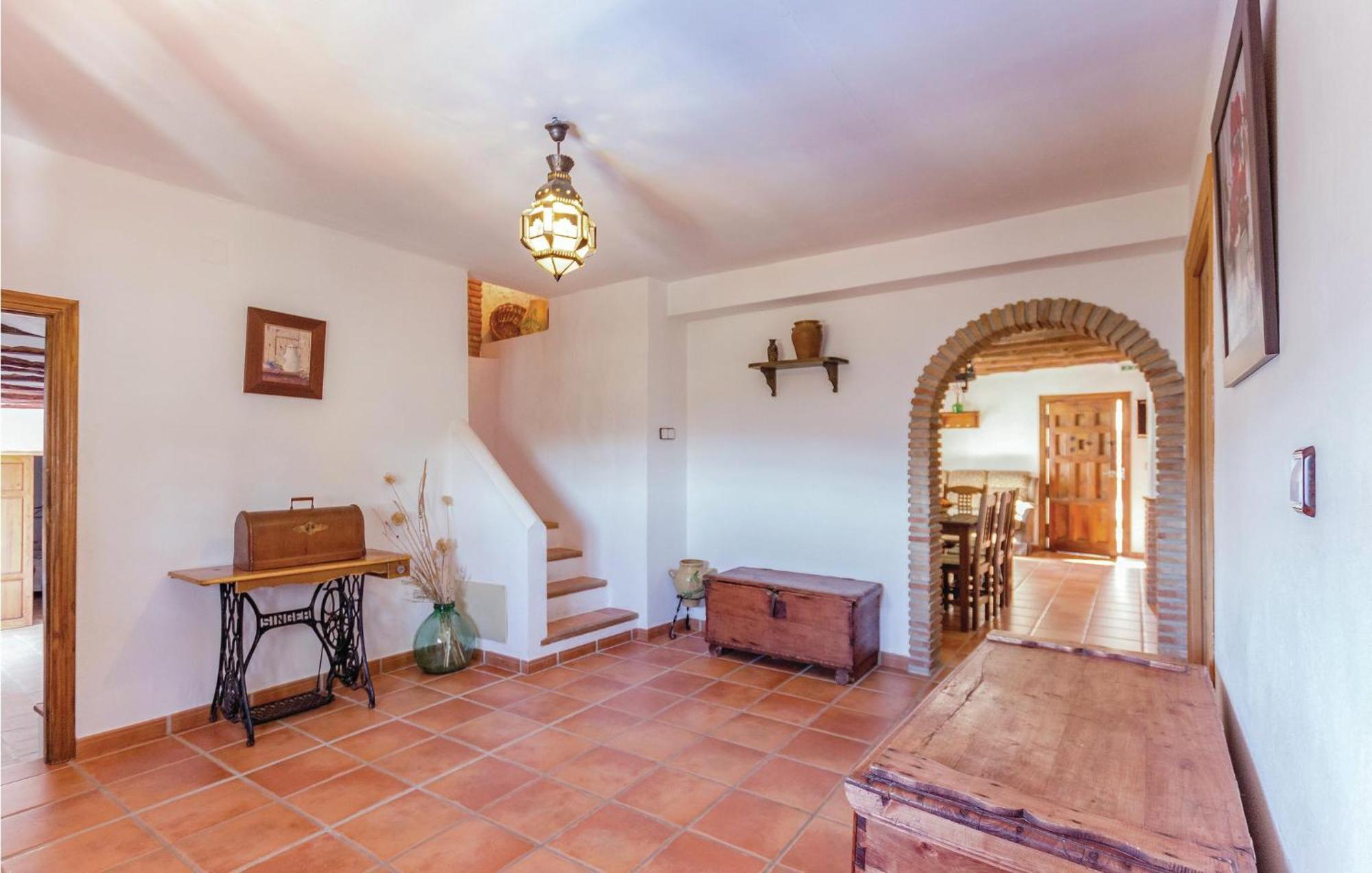 8 Bedroom Lovely Home In Iznájar Dış mekan fotoğraf