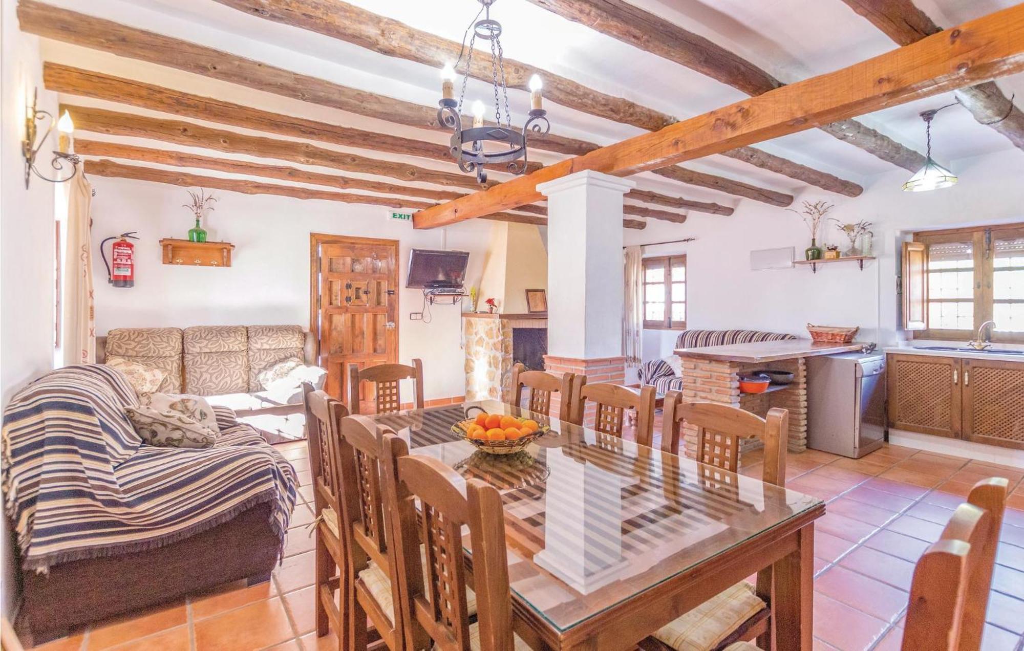 8 Bedroom Lovely Home In Iznájar Dış mekan fotoğraf
