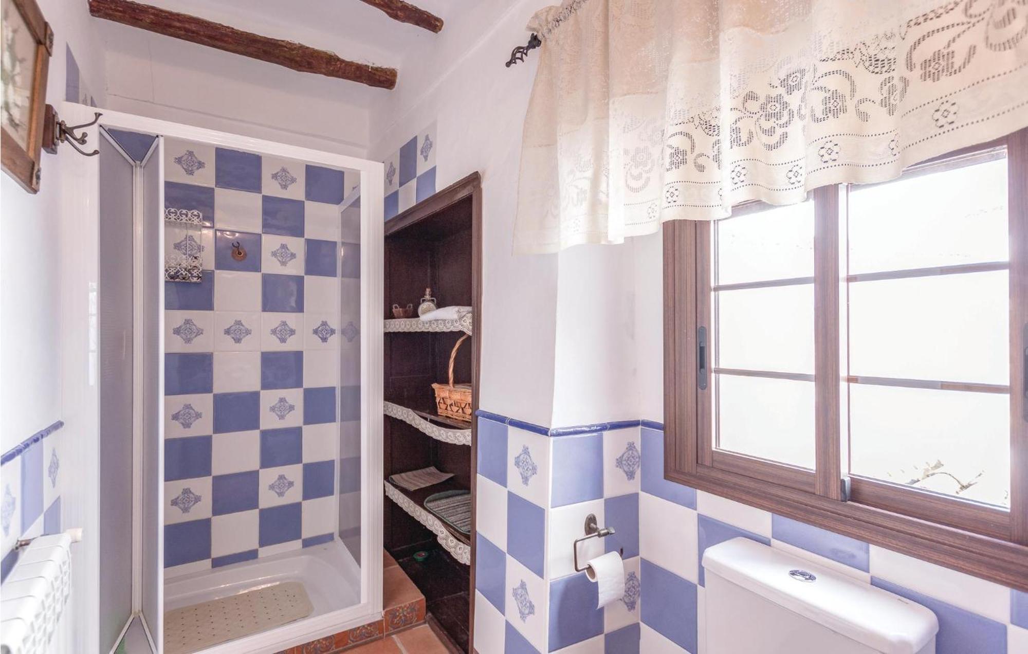 8 Bedroom Lovely Home In Iznájar Dış mekan fotoğraf